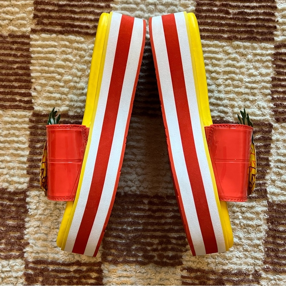 Kate Spade New York Novelty Kitsch Summer Pineapple Pool Floatie Platform Sandal - Picture 3 of 7